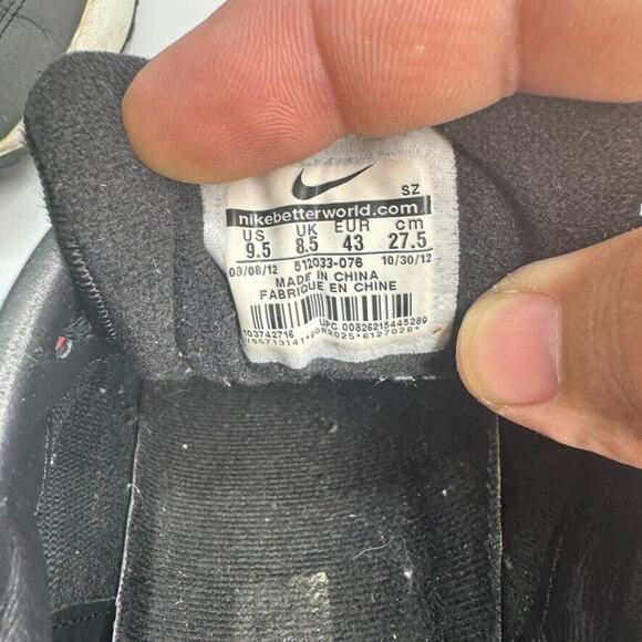 NIKE AIR MAX 1 PREMIUM #512033-076 MEN'S SIZE 9.5 BLACK METALLIC GOLD. - Picture 9 of 9